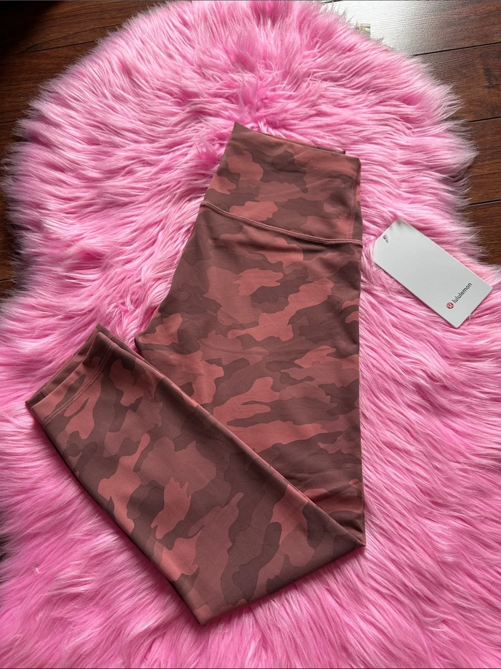 Lululemon size 8 Wunder train HR crop 23” camo brier rose NWT